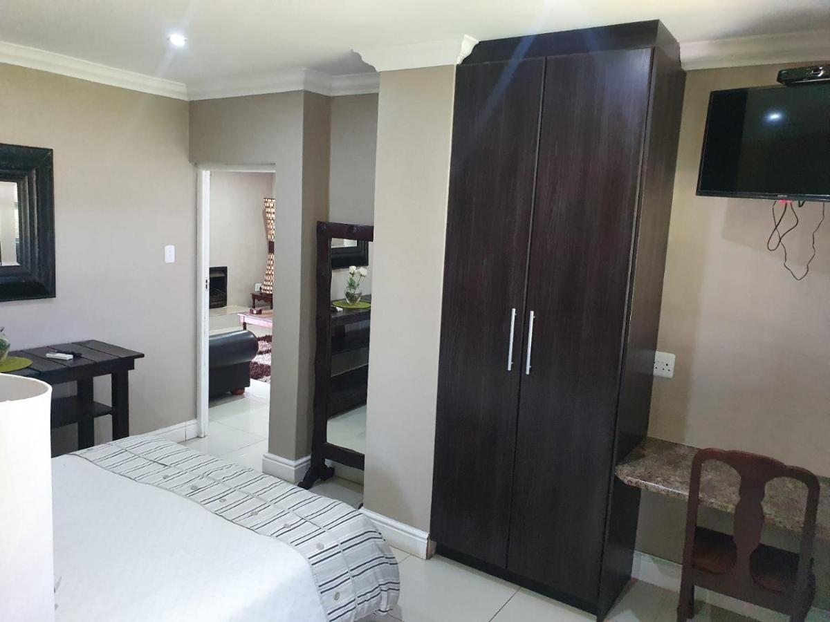 Mi Casa Guest House Uitenhage Exterior photo